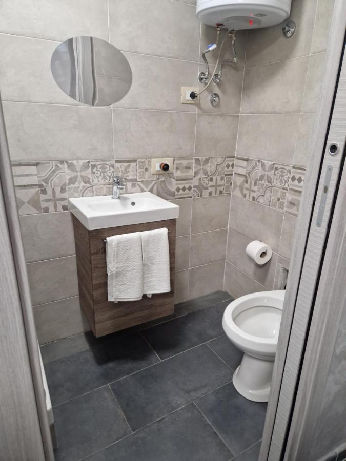 Caterina Apartment Наполи Екстериор снимка